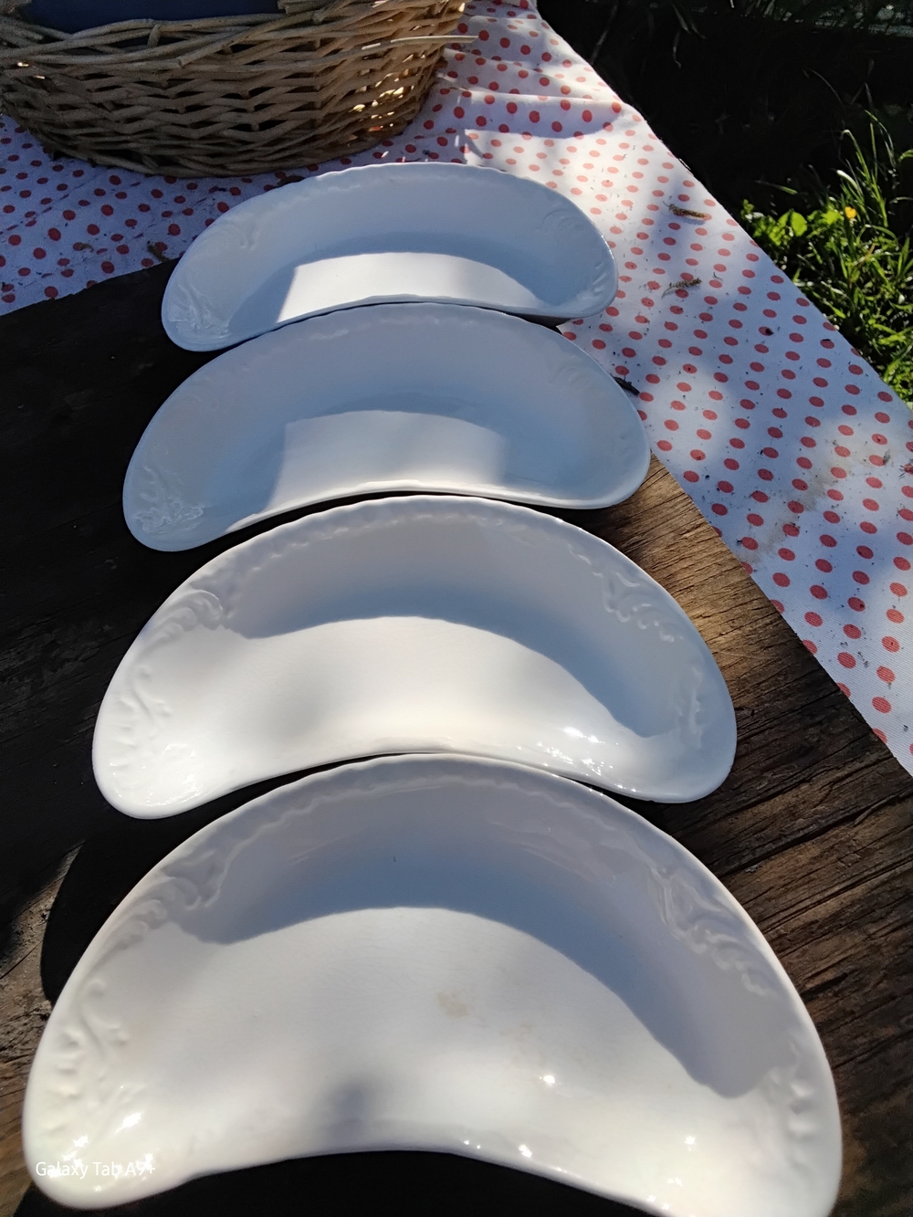 Vintage Homer Laughlin American Beauty Crescent Dishes Set of 4